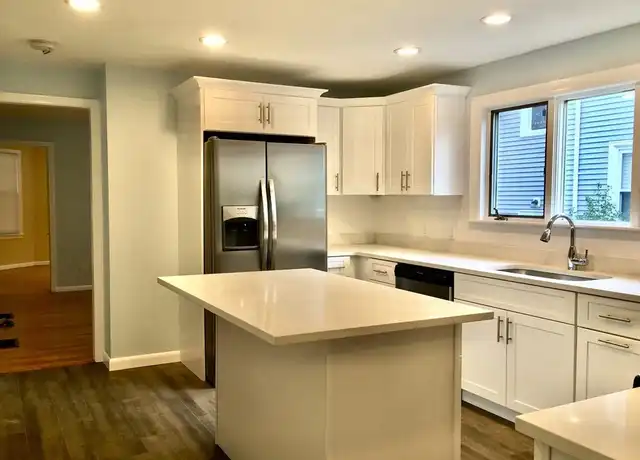Property at 31 Wellington Rd Unit 0, Medford, MA, 02155, 3 beds, 1.5 baths, [object Object]