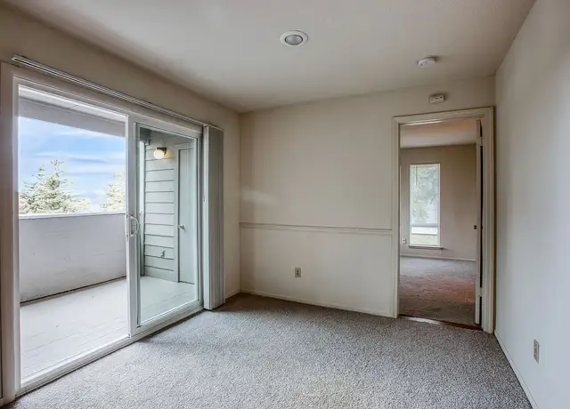 Photo of 2000 Ascot Pkwy, Vallejo, CA 94591