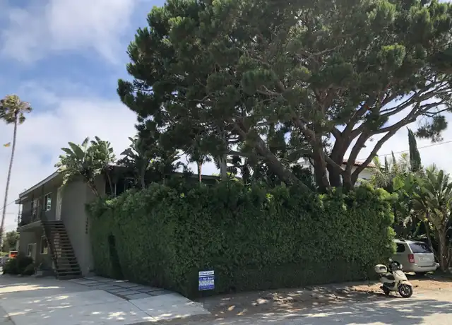 Property at 12946 Walsh Ave Unit 02, Los Angeles, CA, 90066, 2 beds, 1 bath, [object Object]