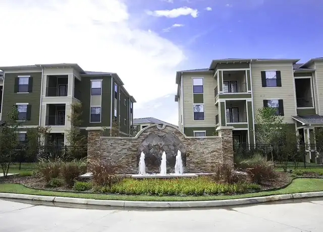 Property at 200 Chapel Crk, Mandeville, LA, 70471, 1 bed, 1 bath, [object Object]