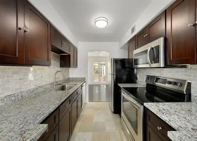 Property at 4624 San Jacinto St Unit D, Dallas, TX, 75204, 2 beds, 2.5 baths, [object Object]