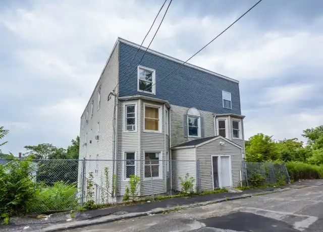 Property at 92 High St Unit 3W, Waterbury, CT, 06704, 3 beds, 1 bath, [object Object]