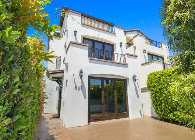 Property at 405 14th St, Huntington Beach, CA, 92648, 5 beds, 3.5 baths, [object Object]