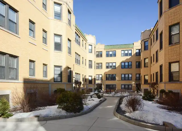 Property at 2319 N Rockwell St Unit B4, Chicago, IL, 60647, 0 beds, 1 bath, [object Object]