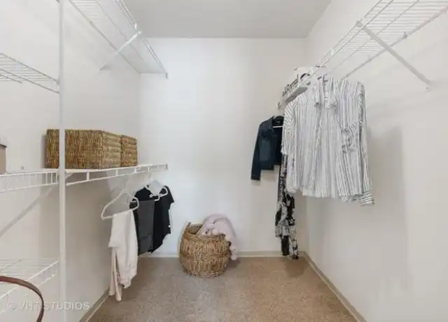 Property at 26 Sterling Cir, Wheaton, IL, 60189, 1 bed, 1 bath, [object Object]