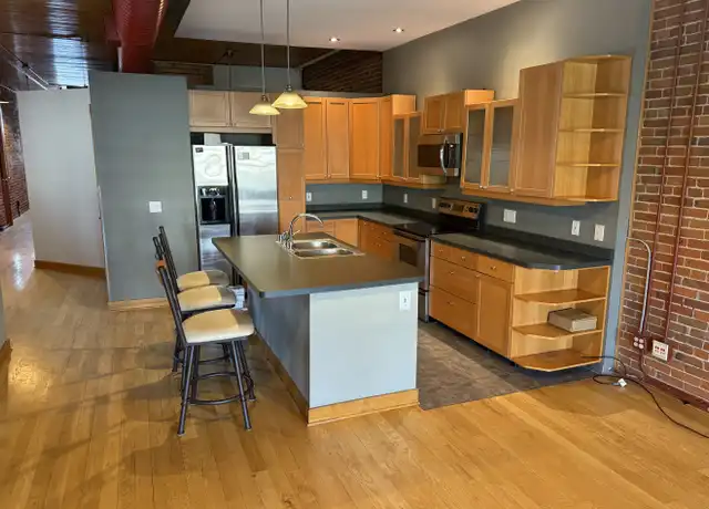 Property at 109 2nd St S, La Crosse, WI, 54601, 2 beds, 2 baths, [object Object]