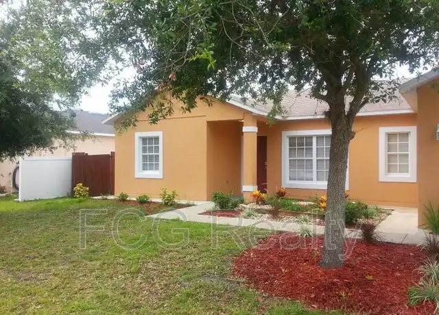 Property at 325 Marquee Dr, Kissimmee, FL, 34758, 4 beds, 2 baths, [object Object]