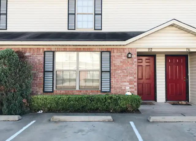 Property at 2010 S 11th St, Waco, TX, 76706, 4 beds, 4 baths, [object Object]