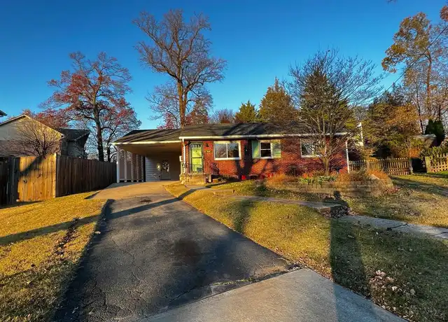Property at 922 Circle Dr SE, Vienna, VA, 22180, 3 beds, 1 bath, [object Object]