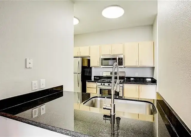 Photo of 3055 Floyd Ave, Modesto, CA 95355