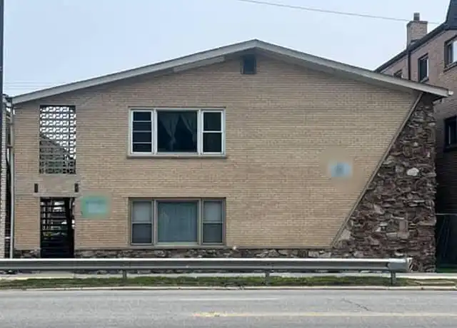 Property at 4041 S Harlem Ave #7, Berwyn, IL, 60402, 2 beds, 1 bath, [object Object]