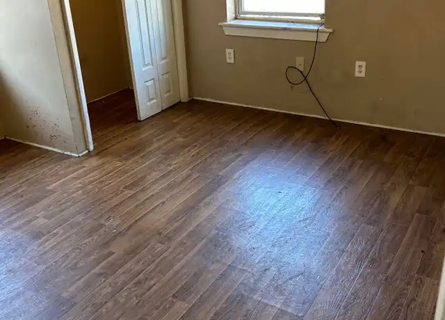 Property at 64 W Askren St Unit 64, Uniontown, PA, 15401, 2 beds, 1 bath, [object Object]