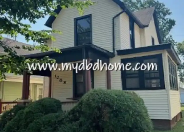 Property at 730 1/2 Columbia Ave, Fort Wayne, IN, 46805, 1 bed, 1 bath, [object Object]