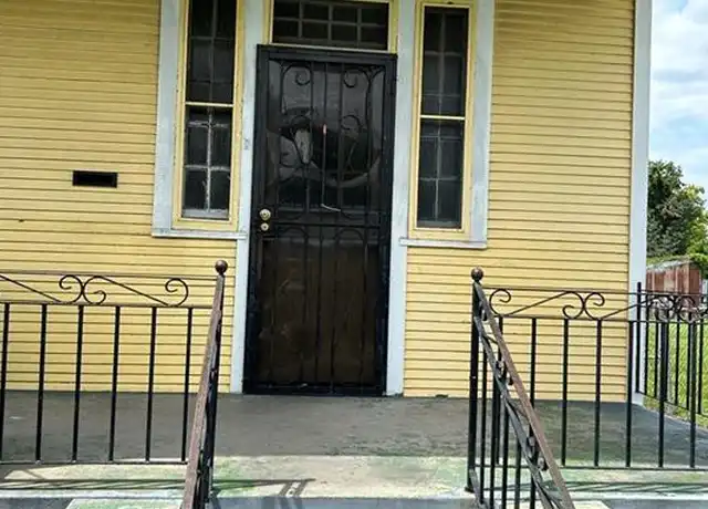 Property at 2708 O'Reilly St, New Orleans, LA, 70119, 2 beds, 1 bath, [object Object]