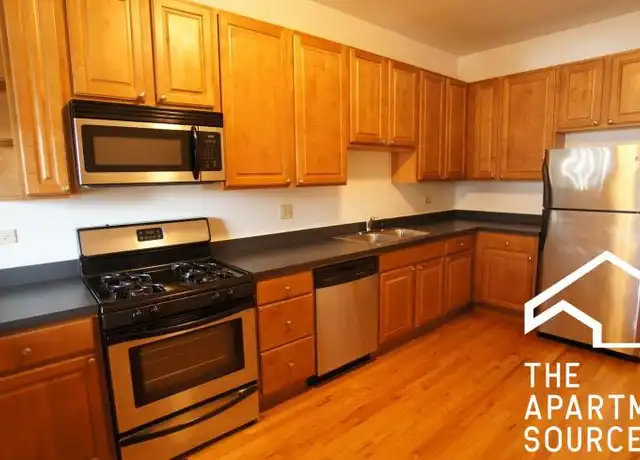 Property at 3047 W Logan Blvd, Chicago, IL, 60647, 3 beds, 1 bath, [object Object]