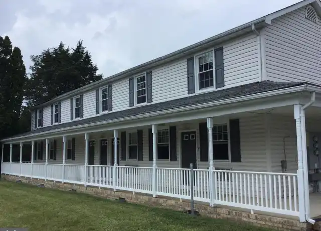 Property at 5632 Strasburg Rd Apt 3, Strasburg, VA, 22657, 1 bed, 1 bath, [object Object]