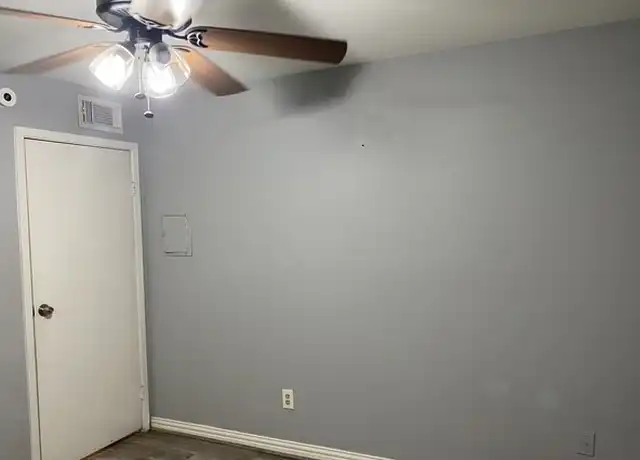 Property at 3900 Woodchase Dr Unit 82, Houston, TX, 77042, 1 bed, 1 bath, [object Object]