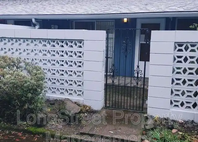 Property at 3585 SW 104th Ave Unit 5, Beaverton, OR, 97005, 2 beds, 1 bath, [object Object]