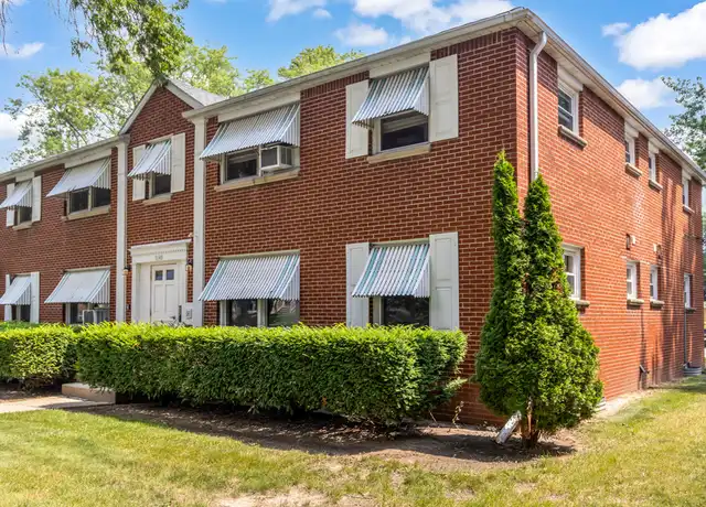 Property at 3140 S 48th St Unit 5, Milwaukee, WI, 53219, 1 bed, 1 bath, [object Object]