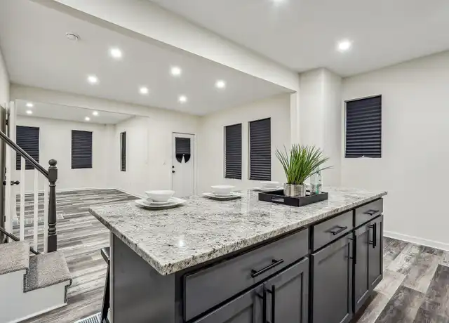 Property at 410 S Central Ave, Columbus, OH, 43223, 3 beds, 2.5 baths, [object Object]