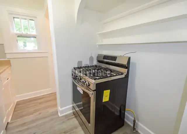 Property at 1024 N Olney St, Indianapolis, IN, 46201, 2 beds, 1 bath, [object Object]