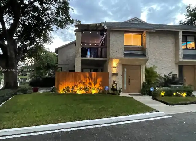 Property at 148 Wimbledon Lakes Dr #148, Plantation, FL, 33324, 3 beds, 2 baths, [object Object]