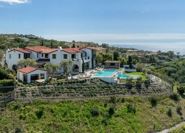 Property at 7 Clear Water, Newport Coast, CA, 92657, 7 beds, 11 baths, Contact for Price