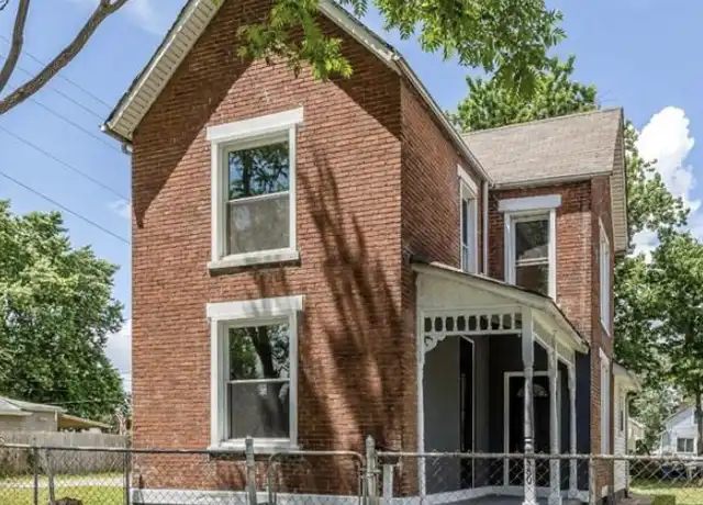 Property at 880 Thomas Ave, Columbus, OH, 43223, 2 beds, 2 baths, [object Object]