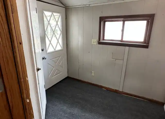 Property at 834 Chippewa St Unit CH834X, Eau Claire, WI, 54703, 4 beds, 1 bath, [object Object]