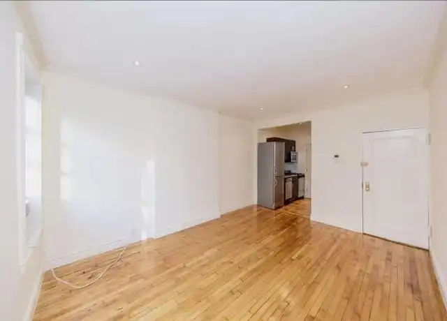 Property at 340 E 81st St, New York, NY, 10028, 0 beds, 1 bath, [object Object]