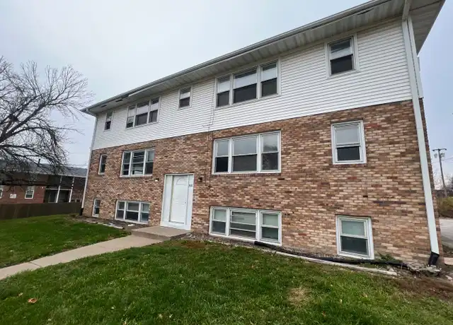Property at 3520 Bridge Ave Unit 4, Davenport, IA, 52807, 2 beds, 1 bath, [object Object]