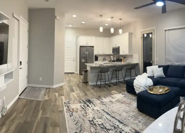 Property at 9506 S 41st Dr, Laveen, AZ, 85339, 1 bed, 1 bath, [object Object]