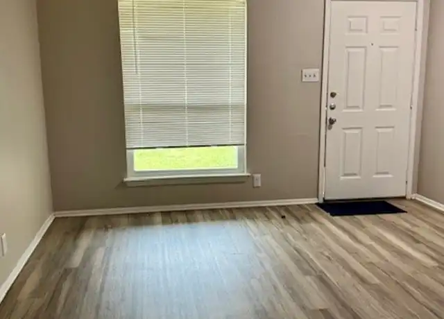 Property at 12400 Tree Line Dr, Austin, TX, 78729, 3 beds, 1.5 baths, [object Object]