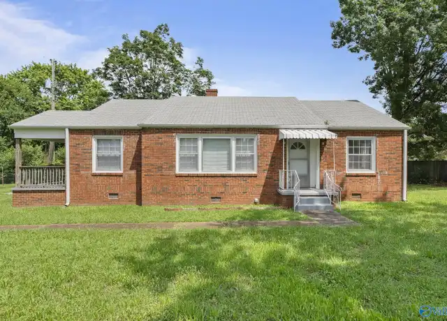 Property at 2305 Andrew Jackson Way NE, Huntsville, AL, 35811, 3 beds, 1 bath, [object Object]