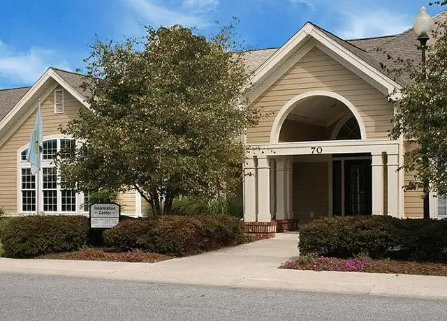 Photo of 70 Greenway Sq, Dover, DE 19904