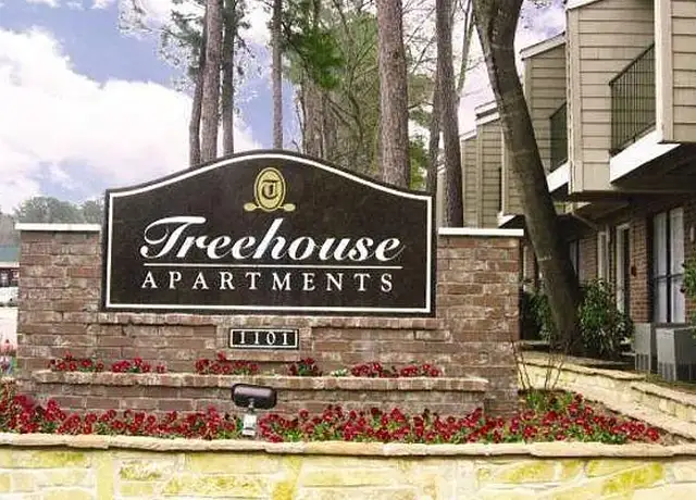 Photo of 1101 Wilson Rd, Conroe, TX 77301