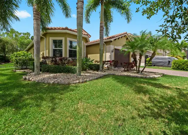 Property at 8186 Fiera Ridge Dr, Boynton Beach, FL, 33473, 4 beds, 3 baths, [object Object]