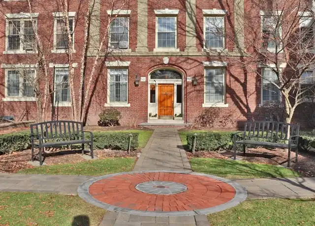 Property at 141 Beaconsfield Rd #3, Brookline, MA, 02445, 2 beds, 2 baths, [object Object]