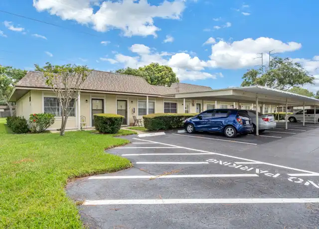 Property at 706 Green Valley Rd Unit E3, Palm Harbor, FL, 34683, 1 bed, 1 bath, [object Object]