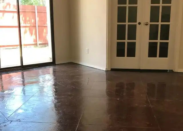 Property at 460 Whitley St, Cedar Hill, TX, 75104, 2 beds, 2 baths, [object Object]