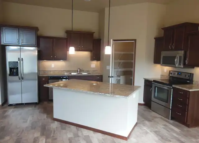 Property at Diamond Creek - 401 26th Ave W, West Fargo, ND, 58078, 3 beds, 2.5 baths, [object Object]