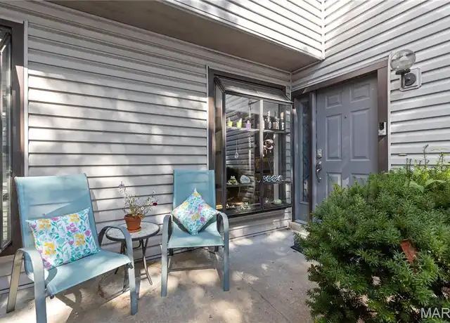 Property at 1707 Thorny Briar Dr, Saint Louis, MO, 63146, 2 beds, 2.5 baths, [object Object]