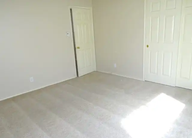 Property at 161 Briar St, Cibolo, TX, 78108, 4 beds, 2 baths, [object Object]