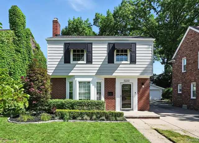 Property at 32210 W Chicago St, Livonia, MI, 48150, 3 beds, 1.5 baths, [object Object]