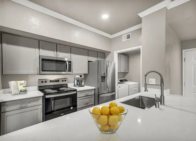 Photo of 12499 Folsom Blvd, Rancho Cordova, CA 95742