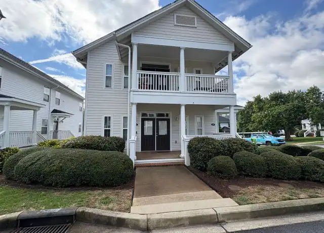 Property at 15 Oakhurst Ave Unit A, Greenville, SC, 29609, 3 beds, 2 baths, [object Object]