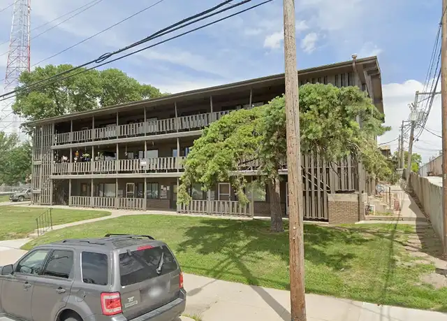 Property at Arapahoe Village - 1200 Arapahoe St, Lincoln, NE, 68502, 1-2 bed, 1-1.5 bath, [object Object]