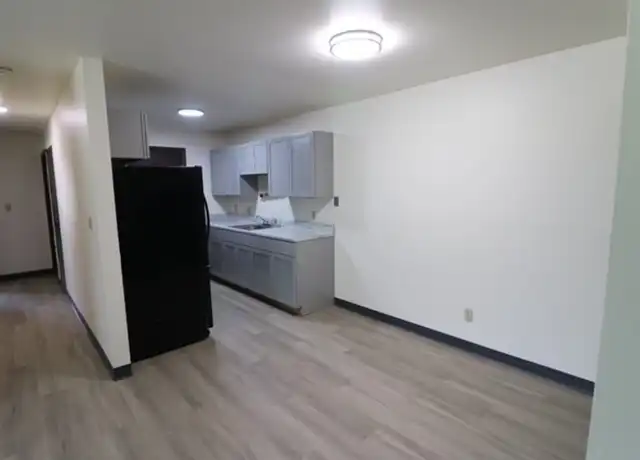 Property at 175 S National Ave, Fond du Lac, WI, 54935, 2 beds, 1 bath, [object Object]
