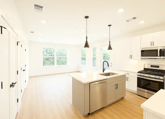 Property at 6418 Maple Ave, Dallas, TX, 75235, 1-2 bed, 1-2 bath, [object Object]