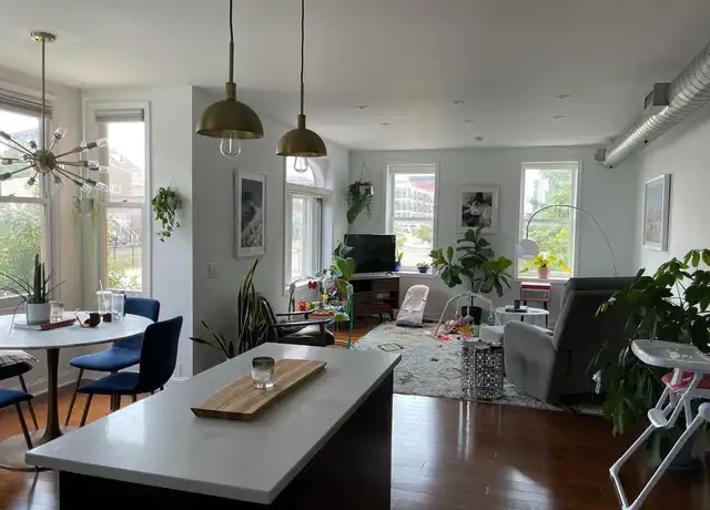 Property at 501 Vine St #3, Philadelphia, PA, 19106, 2 beds, 1 bath, [object Object]